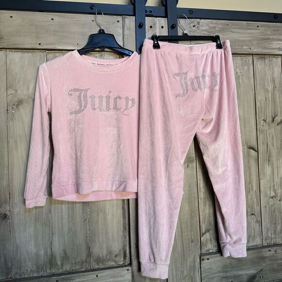 Juicy Couture Bling Velour Jogger Set - Picture 2 of 11